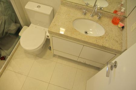 Apartamento à venda com 128m², 3 quartos e 2 vagasBanheiro  Suíte 3