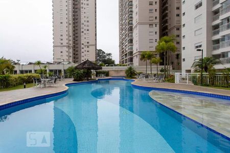Apartamento à venda com 128m², 3 quartos e 2 vagasÁrea comum - Piscina