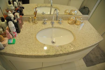 Apartamento à venda com 128m², 3 quartos e 2 vagasBanheiro  Suíte 2