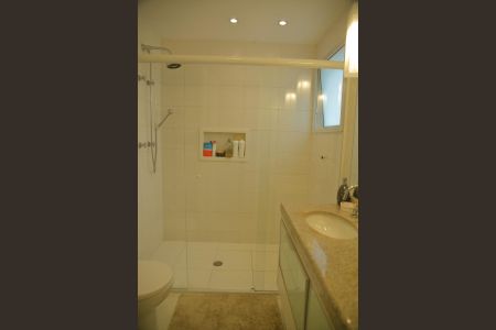 Apartamento à venda com 128m², 3 quartos e 2 vagasBanheiro Suíte 1