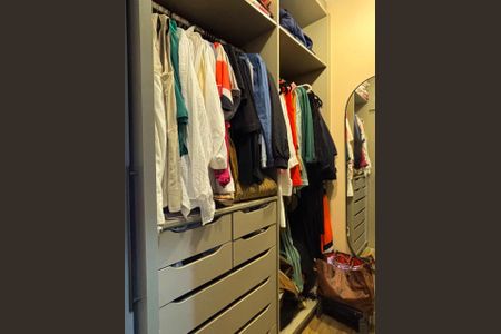 Apartamento à venda com 128m², 3 quartos e 2 vagasSuíte 1