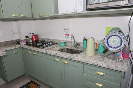 Apartamento para alugar com 57m², 2 quartos e sem vagaCozinha e Área de Serviço