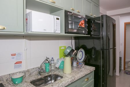 Apartamento para alugar com 57m², 2 quartos e sem vagaCozinha e Área de Serviço