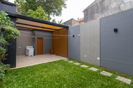 Casa à venda com 130m², 3 quartos e 2 vagas Casa à venda com 130m², 3 quartos e 2 vagasÁrea Externa