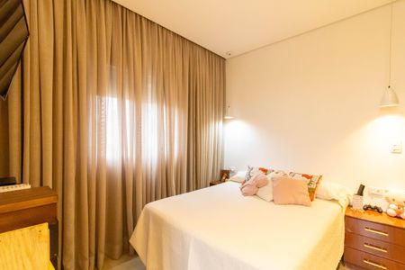 Casa à venda com 130m², 3 quartos e 2 vagas Casa à venda com 130m², 3 quartos e 2 vagasSuíte