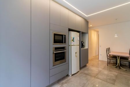 Casa à venda com 130m², 3 quartos e 2 vagas Casa à venda com 130m², 3 quartos e 2 vagasCozinha