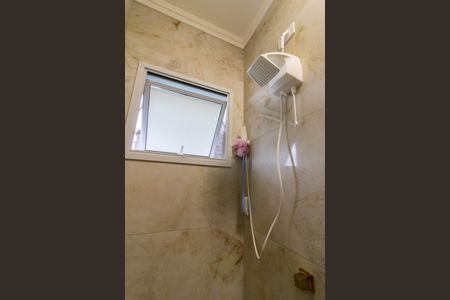 Casa à venda com 130m², 3 quartos e 2 vagas Casa à venda com 130m², 3 quartos e 2 vagasBanheiro Social