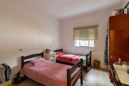 Casa à venda com 130m², 3 quartos e 2 vagas Casa à venda com 130m², 3 quartos e 2 vagasQuarto
