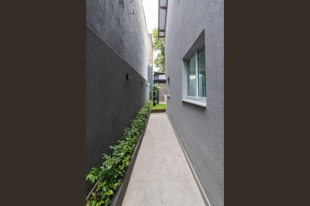 Casa à venda com 130m², 3 quartos e 2 vagas Casa à venda com 130m², 3 quartos e 2 vagasCorredor Lateral