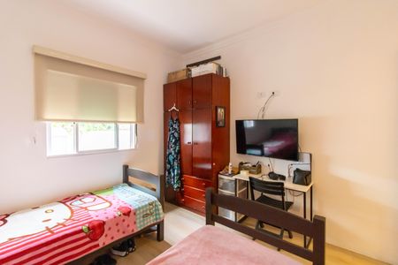 Casa à venda com 130m², 3 quartos e 2 vagas Casa à venda com 130m², 3 quartos e 2 vagasQuarto