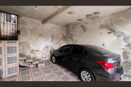 Casa à venda com 300m², 6 quartos e 2 vagas Casa à venda com 300m², 6 quartos e 2 vagasGaragem