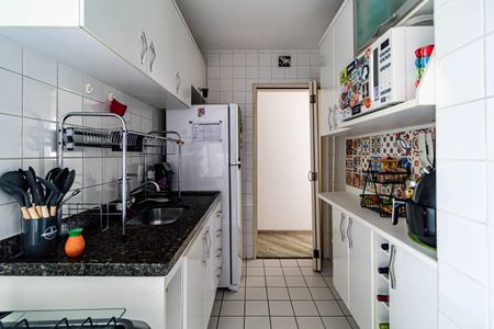 Apartamento à venda com 55m², 2 quartos e 1 vaga Apartamento à venda com 55m², 2 quartos e 1 vagaCozinha
