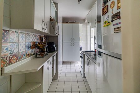 Apartamento à venda com 55m², 2 quartos e 1 vaga Apartamento à venda com 55m², 2 quartos e 1 vagaCozinha