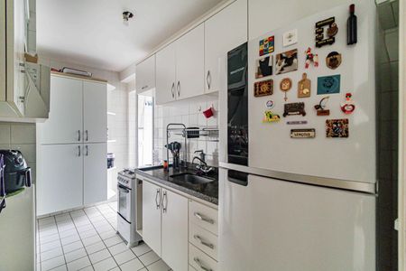 Apartamento à venda com 55m², 2 quartos e 1 vaga Apartamento à venda com 55m², 2 quartos e 1 vagaCozinha