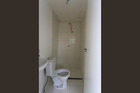 Banheiro de kitnet/studio à venda com 1 quarto, 17m² em Vila Andrade, São Paulo