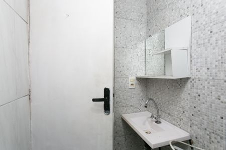 Apartamento para alugar com 46m², 2 quartos e 1 vaga Apartamento para alugar com 46m², 2 quartos e 1 vagaBanheiro