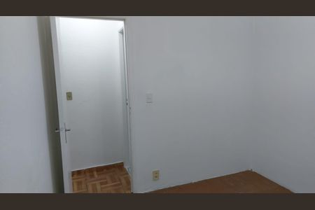 Quarto de apartamento à venda com 2 quartos, 56m² em Jardim Íris, São Paulo