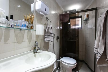 Apartamento para alugar com 80m², 3 quartos e 1 vaga Apartamento para alugar com 80m², 3 quartos e 1 vagaBanheiro Social