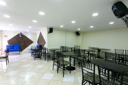 Apartamento para alugar com 80m², 3 quartos e 1 vagaÁrea comum - Salão de festas