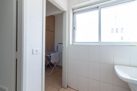 Apartamento para alugar com 110m², 3 quartos e 2 vagas Apartamento para alugar com 110m², 3 quartos e 2 vagasÁrea de Serviço