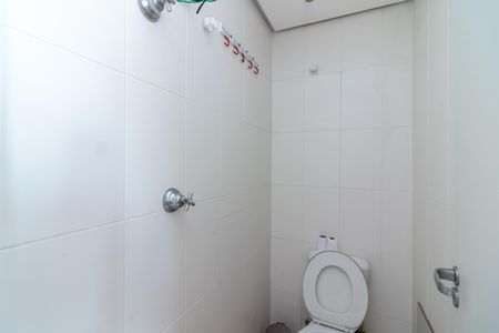 Apartamento para alugar com 110m², 3 quartos e 2 vagas Apartamento para alugar com 110m², 3 quartos e 2 vagasBanheiro de Serviço