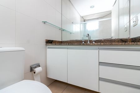 Apartamento para alugar com 110m², 3 quartos e 2 vagas Apartamento para alugar com 110m², 3 quartos e 2 vagasBanheiro da Suíte