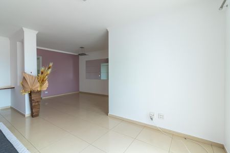 Apartamento para alugar com 110m², 3 quartos e 2 vagas Apartamento para alugar com 110m², 3 quartos e 2 vagasSala de Estar