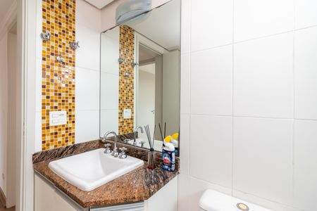 Apartamento para alugar com 110m², 3 quartos e 2 vagas Apartamento para alugar com 110m², 3 quartos e 2 vagasBanheiro 2