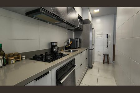 Apartamento para alugar com 83m², 3 quartos e 1 vaga Apartamento para alugar com 83m², 3 quartos e 1 vagaCozinha e Área de Serviço