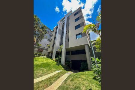 Apartamento à venda com 63m², 2 quartos e 2 vagas Apartamento à venda com 63m², 2 quartos e 2 vagasFachada