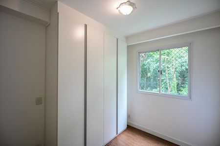 Apartamento à venda com 103m², 3 quartos e 2 vagasQuarto 2