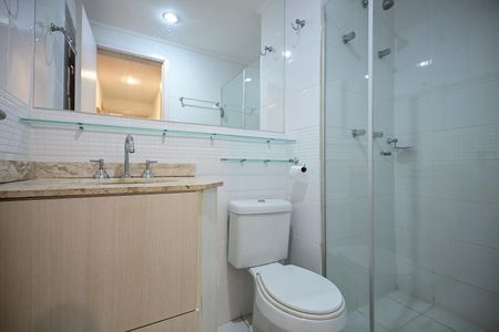 Apartamento à venda com 103m², 3 quartos e 2 vagasBanheiro