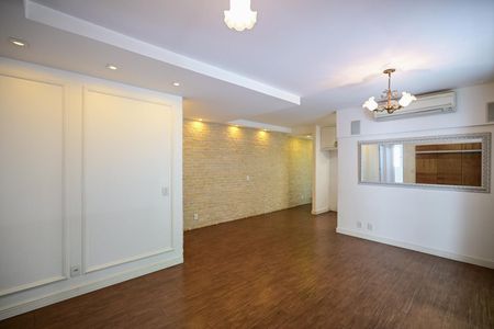 Apartamento à venda com 103m², 3 quartos e 2 vagasSala