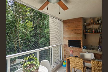 Apartamento para alugar com 103m², 3 quartos e 2 vagasVaranda