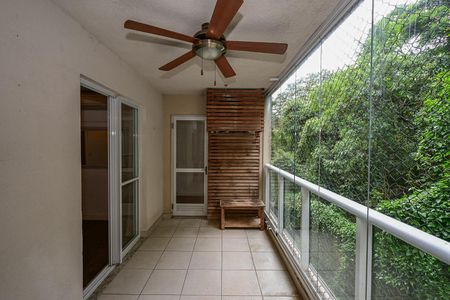 Apartamento à venda com 103m², 3 quartos e 2 vagasVaranda