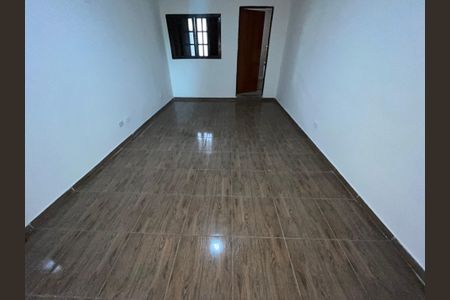 Suite  de casa para alugar com 4 quartos, 120m² em Vila Sao Silvestre (zona Leste), São Paulo