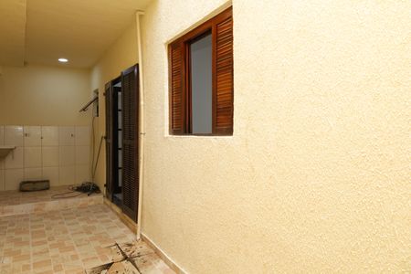 Casa para alugar com 120m², 5 quartos e 1 vagaQuintal