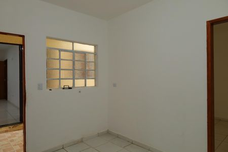 Casa para alugar com 120m², 5 quartos e 1 vagaQuarto 5