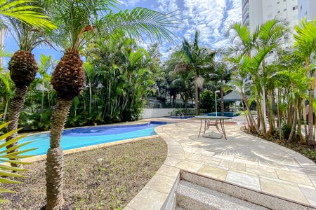 Apartamento para alugar com 170m², 3 quartos e 3 vagasÁrea comum - Piscina