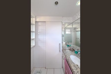 Apartamento para alugar com 170m², 3 quartos e 3 vagas Apartamento para alugar com 170m², 3 quartos e 3 vagasBanheiro da Suíte 3