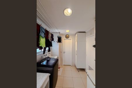 Apartamento para alugar com 170m², 3 quartos e 3 vagas Apartamento para alugar com 170m², 3 quartos e 3 vagasÁrea de Serviço