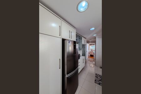 Apartamento para alugar com 170m², 3 quartos e 3 vagas Apartamento para alugar com 170m², 3 quartos e 3 vagasCozinha