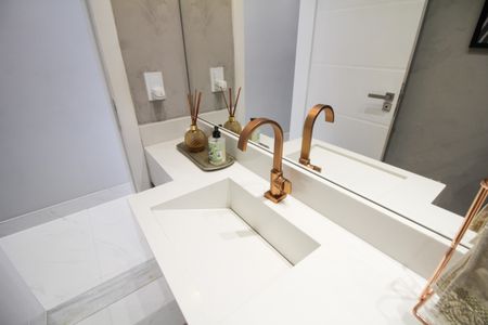 Casa à venda com 187m², 3 quartos e 4 vagasBanheiro 1 - Lavabo