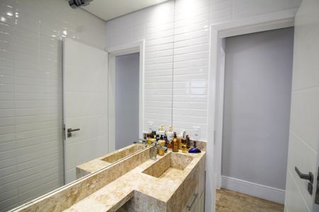 Casa à venda com 187m², 3 quartos e 4 vagasBanheiro 3