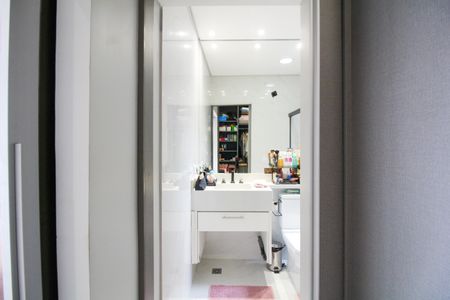 Casa à venda com 187m², 3 quartos e 4 vagasBanheiro 2 - Suite