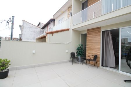 Casa à venda com 187m², 3 quartos e 4 vagasVaranda/Quintal