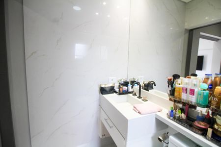 Casa à venda com 187m², 3 quartos e 4 vagasBanheiro 2 - Suite