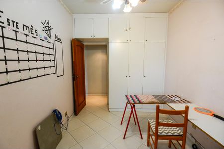 Apartamento à venda com 120m², 3 quartos e 2 vagas Apartamento à venda com 120m², 3 quartos e 2 vagasQuarto 1