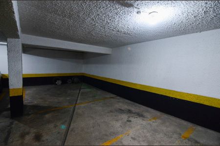 Apartamento à venda com 120m², 3 quartos e 2 vagas Apartamento à venda com 120m², 3 quartos e 2 vagasGaragem