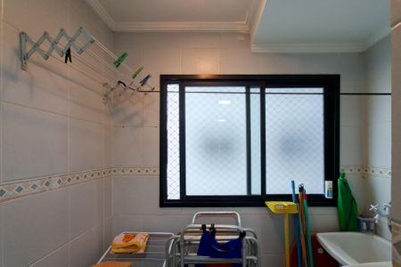 Apartamento para alugar com 64m², 3 quartos e 1 vagaÁrea de Serviço